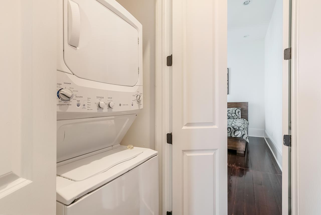 Modern 2Br On Carondelet By Hosteeva Apartment New Orleans Bagian luar foto