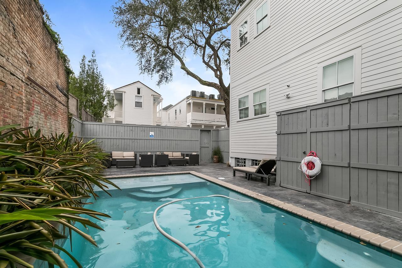 Modern 2Br On Carondelet By Hosteeva Apartment New Orleans Bagian luar foto